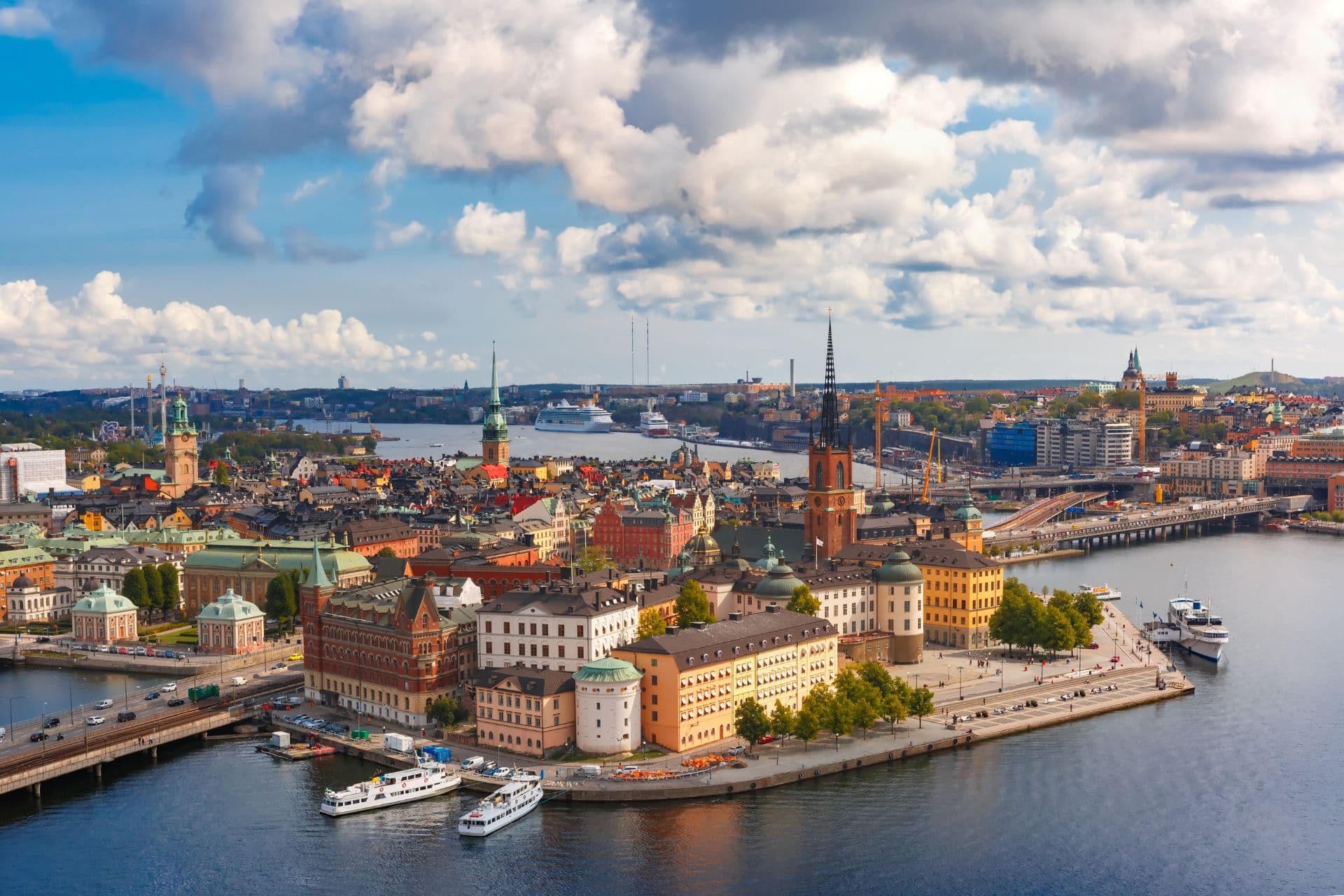 Lens Replacement Surgery Cost in Sweden (2026 Guide)
